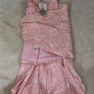 Halo Pink SleepSack Swaddle with White Minnie Mouse heads
